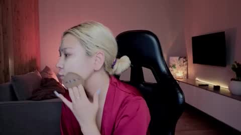 rileymee online show from 03/17/26, 03:22