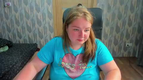 Snapshot of rina16 chatting on 07/04/26, 07:20 rina16 online show from 07/04/26, 07:20