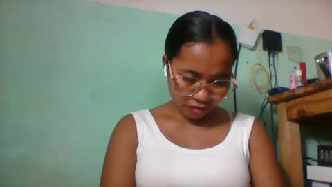 rinah856024 online show from 05/11/26, 04:15