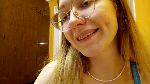 Snapshot of rinettawilss chatting on 12/16/24, 12:37 RinettaWilss online show from 12/16/24, 12:37