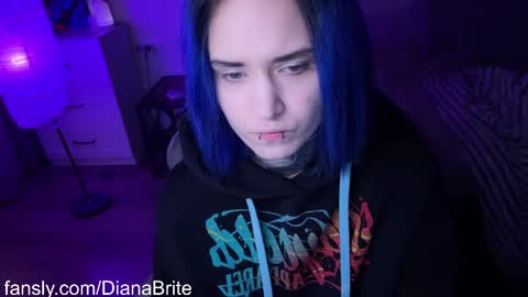   DianaBrite            fansl y online show from 02/21/25, 03:32