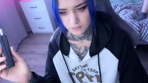   DianaBrite            fansl y online show from 02/28/25, 01:36