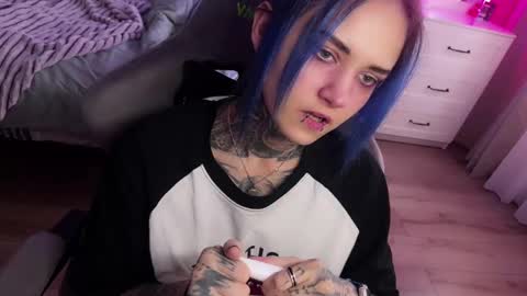   DianaBrite            fansl y online show from 03/08/25, 01:25