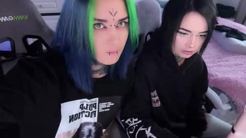   DianaBrite            fansl y online show from 09/22/25, 11:23