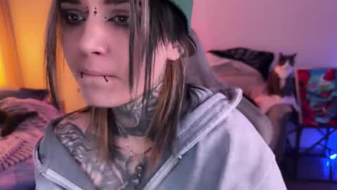   DianaBrite            fansl y online show from 02/22/26, 02:59