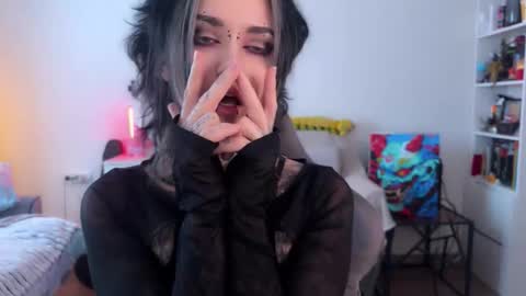   DianaBrite            fansl y online show from 02/26/26, 01:43