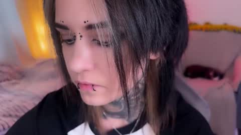   DianaBrite            fansl y online show from 03/16/26, 01:04