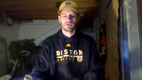 Snapshot of ripperusa33 chatting on 12/17/25, 07:09 ripperusa33 online show from 12/17/25, 07:09