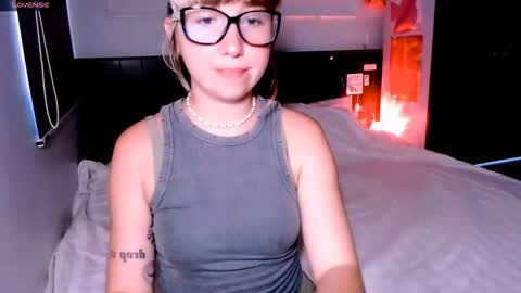 Rita online show from 09/29/25, 04:28