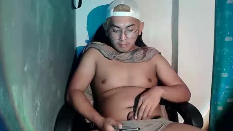 ririhoee online show from 04/10/26, 07:07