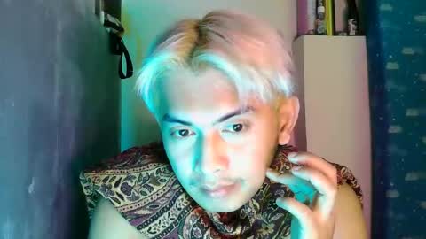 ririhoee online show from 04/12/26, 04:34