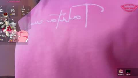 Snapshot of risada_temptation_s chatting on 10/18/25, 04:15 Risada online show from 10/18/25, 04:15