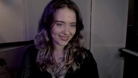 risha_laass online show from 12/06/24, 10:52