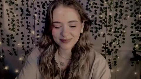 Snapshot of risha_laass chatting on 02/08/25, 08:10 risha_laass online show from 02/08/25, 08:10