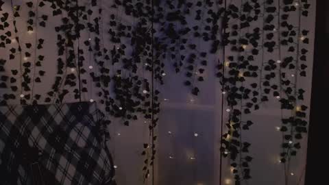 Snapshot of risha_laass chatting on 11/20/25, 09:25 risha_laass online show from 11/20/25, 09:25