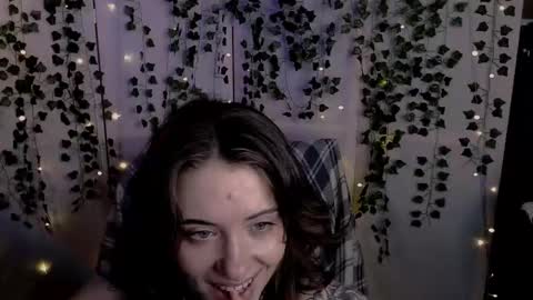 risha_laass online show from 04/16/26, 09:39