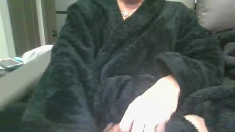 Snapshot of riverbend44 chatting on 01/05/25, 01:03 riverbend44 online show from 01/05/25, 01:03