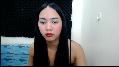 riyah_parker online show from 05/12/26, 06:21
