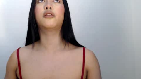 riyah_parker online show from 05/26/26, 02:18