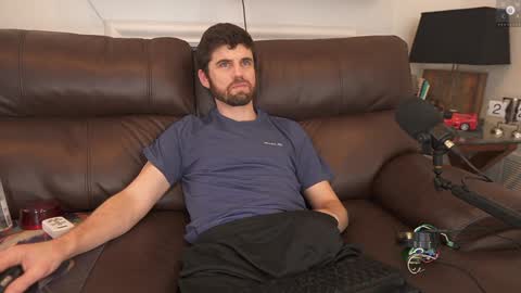 Ryan aka KeylimeRy online show from 01/03/25, 08:22