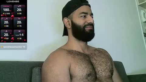 SebasRoa online show from 02/20/25, 02:57