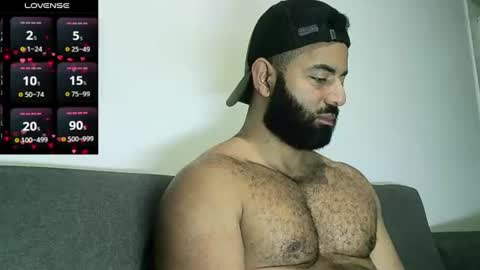 Snapshot of roa32sebas chatting on 07/15/26, 05:18 SebasRoa online show from 07/15/26, 05:18