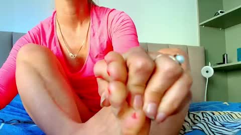 Sasha online show from 04/10/26, 06:51