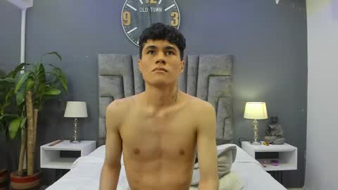 Roan Birkin online show from 02/04/25, 01:45