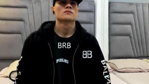 Roan Birkin online show from 09/25/25, 07:28