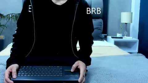 Roan Birkin online show from 02/01/26, 07:12