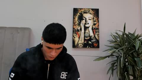 Roan Birkin online show from 05/09/26, 07:30
