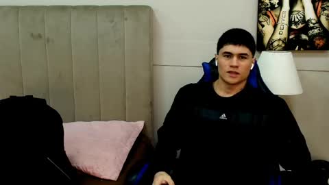 Roan Birkin online show from 05/24/26, 07:30
