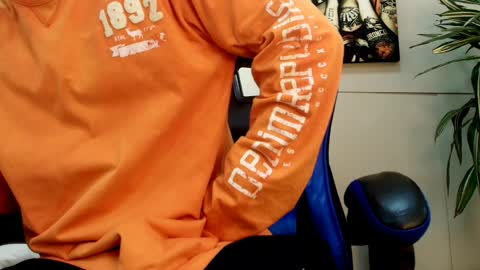 Roan Birkin online show from 05/27/26, 07:22