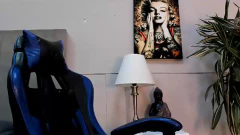 Snapshot of roan_birkin chatting on 07/05/26, 07:21 Roan Birkin online show from 07/05/26, 07:21