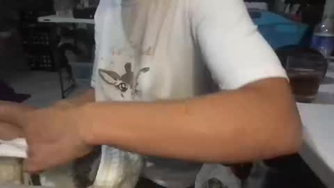 roarmance1 online show from 10/13/25, 01:49