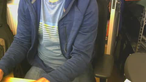 rob3616 online show from 10/16/25, 08:54