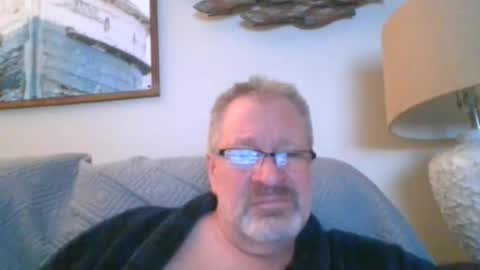 Snapshot of rob872217 chatting on 01/01/25, 09:28 rob872217 online show from 01/01/25, 09:28