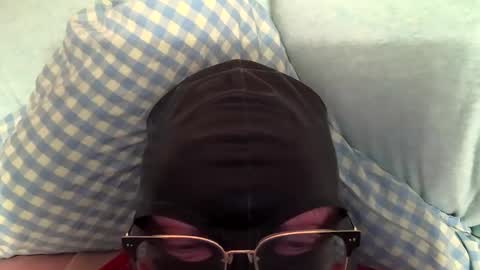 Robbi online show from 05/19/26, 04:08