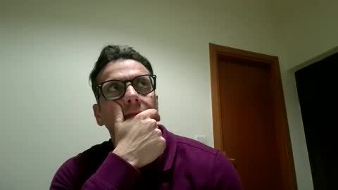 roberpierre_ho online show from 05/13/26, 08:38