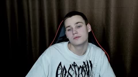 robert10211 online show from 01/23/25, 08:24