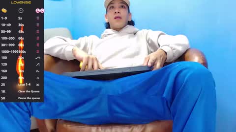 Snapshot of robert_kingg chatting on 11/11/25, 12:54 robert_kingg online show from 11/11/25, 12:54