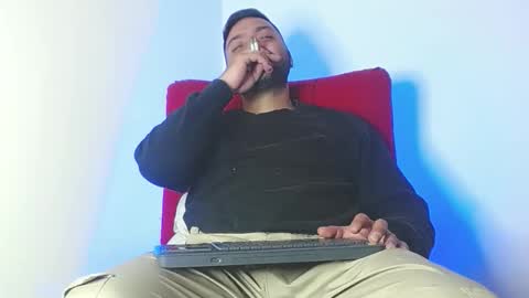 Snapshot of robert_leroy chatting on 06/06/26, 10:14 Stiven - online show from 06/06/26, 10:14