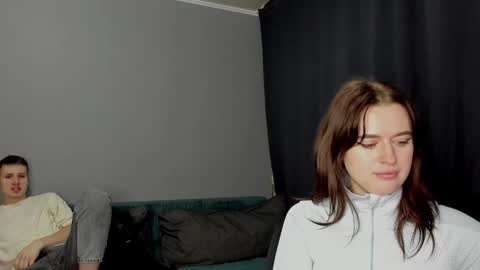 Lisa and Robert  i am online all days 900 am GMT3   online show from 12/12/24, 02:44