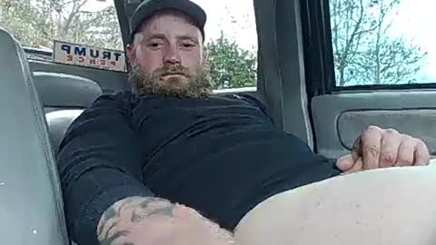 robertd5094 online show from 02/23/25, 06:23