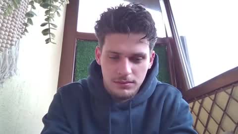 Roberto online show from 04/22/26, 09:33