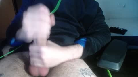 Snapshot of roberunxx chatting on 02/04/26, 02:12 Rober online show from 02/04/26, 02:12