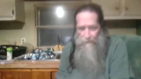 Snapshot of robetrtclark chatting on 12/18/25, 04:18 robetrtclark online show from 12/18/25, 04:18