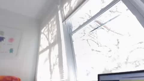 Snapshot of robin_bones chatting on 12/01/24, 06:30 Lula Lace online show from 12/01/24, 06:30