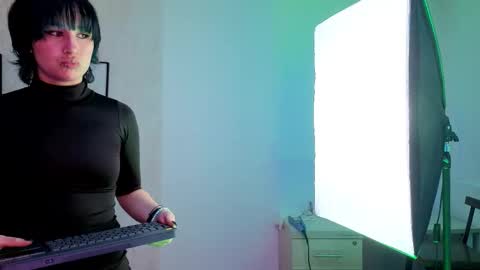 robin D online show from 10/18/25, 10:16