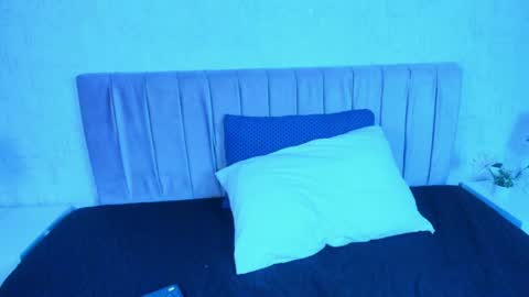 robin D online show from 04/01/26, 08:06